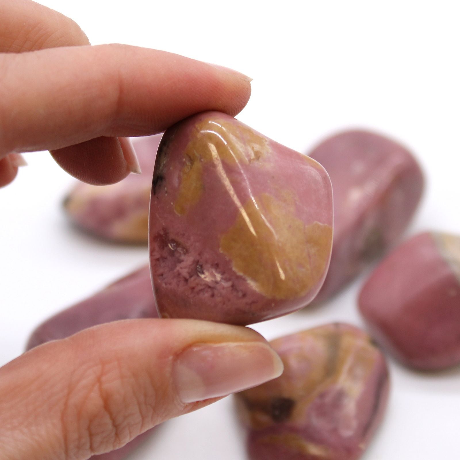 Cristales y Piedras Específicas para Amor y Amor Propio ( 8 artículos diferentes )