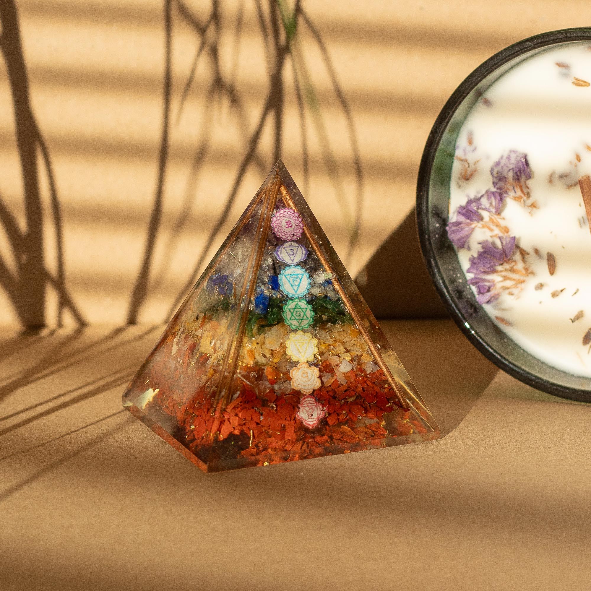 Orgonita Artesanal – Objeto Decorativo con Minerales ( 18 modelos )