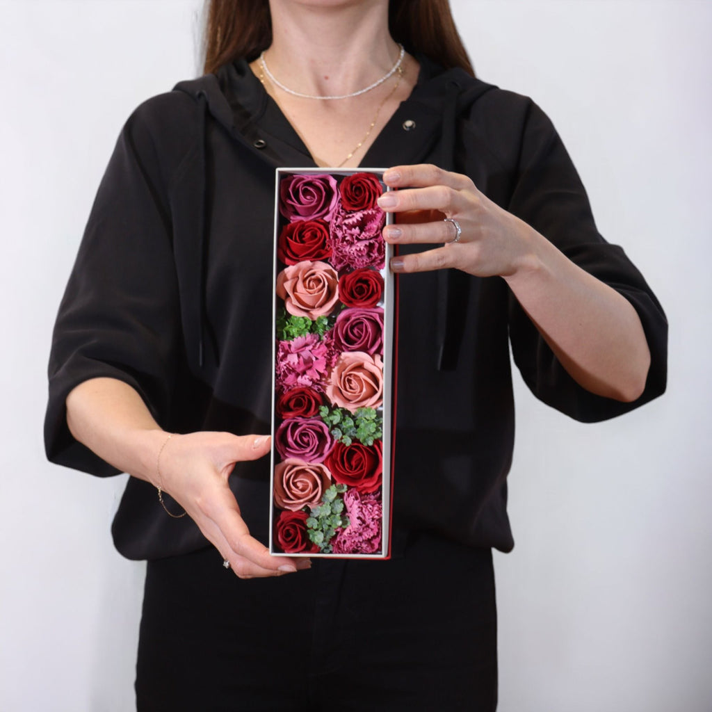 Flores de Jabón Celebraciones y Festejos -  Caja Larga ( 6 modelos diferentes )