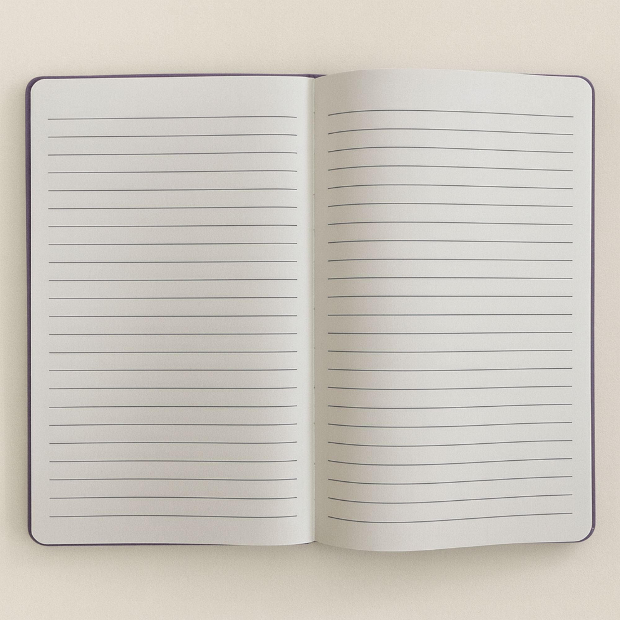 Cuaderno de terciopelo morado - 80 páginas - Crea magia
