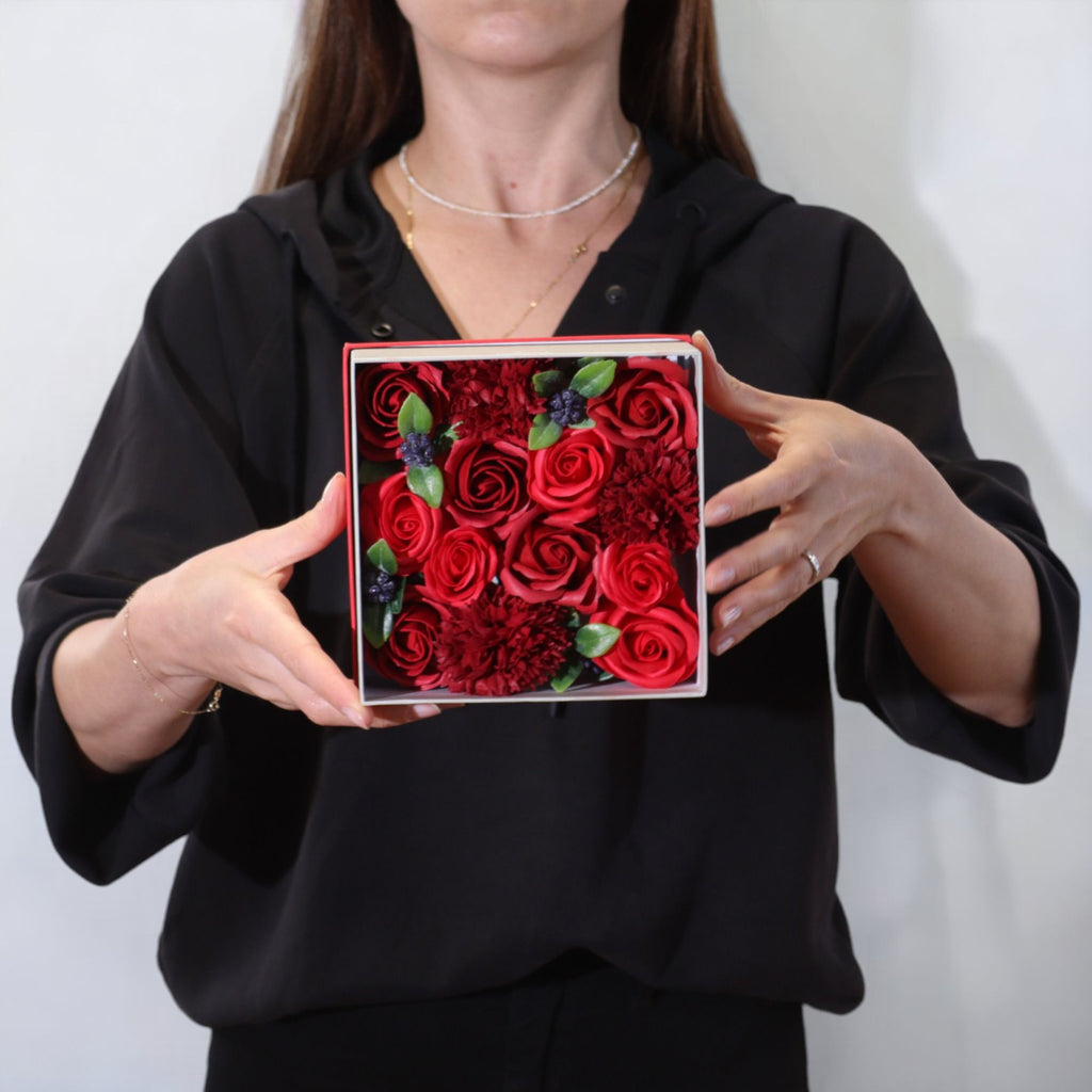 Flores de Jabón Celebraciones y Festejos - Caja Cuadrada ( 5 modelos )