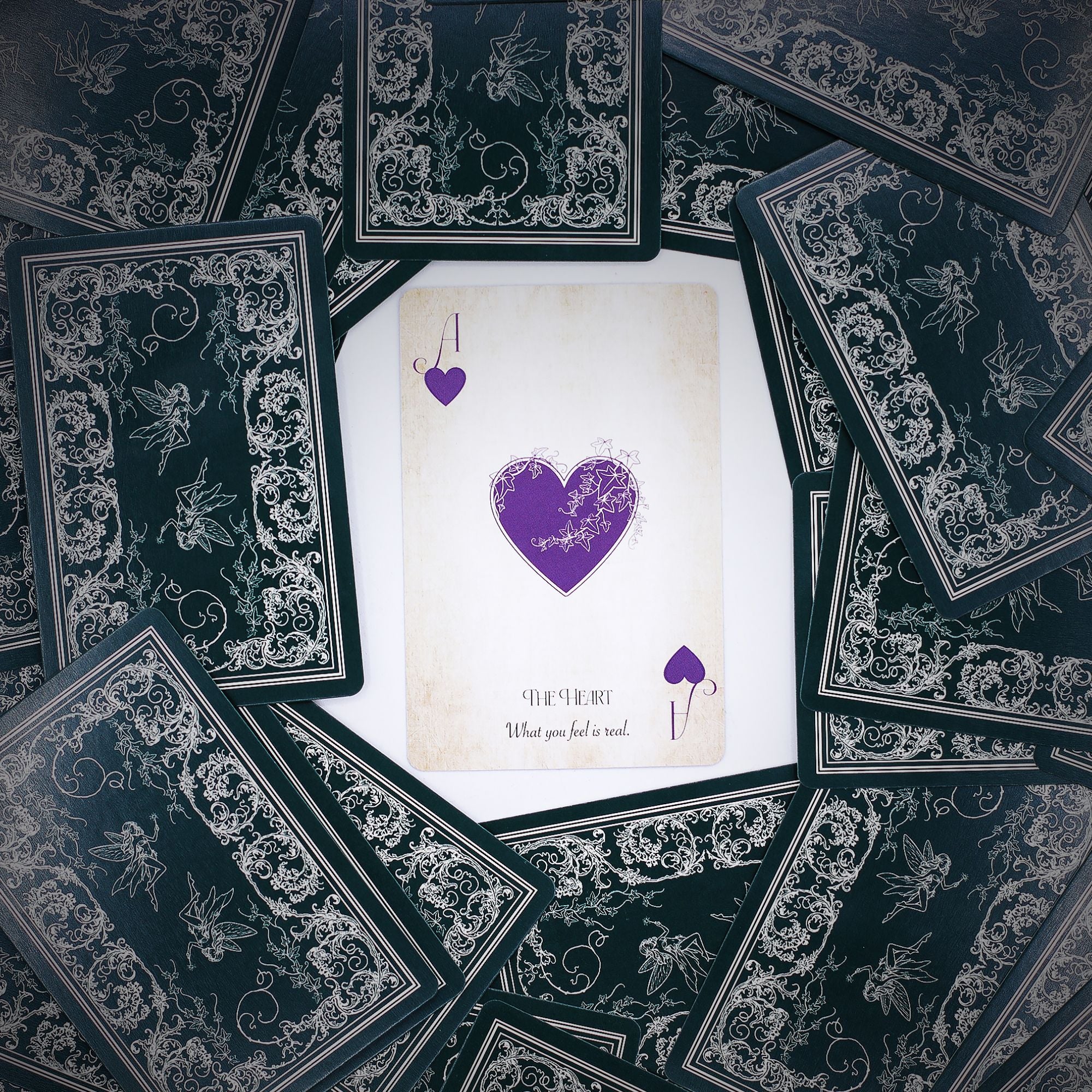 Reino de las Hadas: Cartas para jugar y de oráculo – Tema de hadas