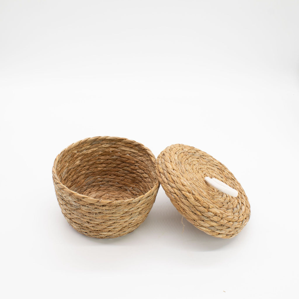 Cestas de Hoja de Plátano y Hierba Marina