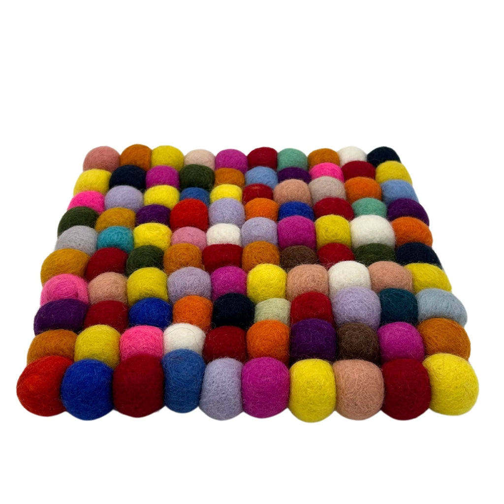 Mantel Individual de Bolas de Fieltro ( 4 modelos )
