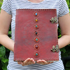 Libro Grande de Cuero de los 7 Chakras - 10x13"