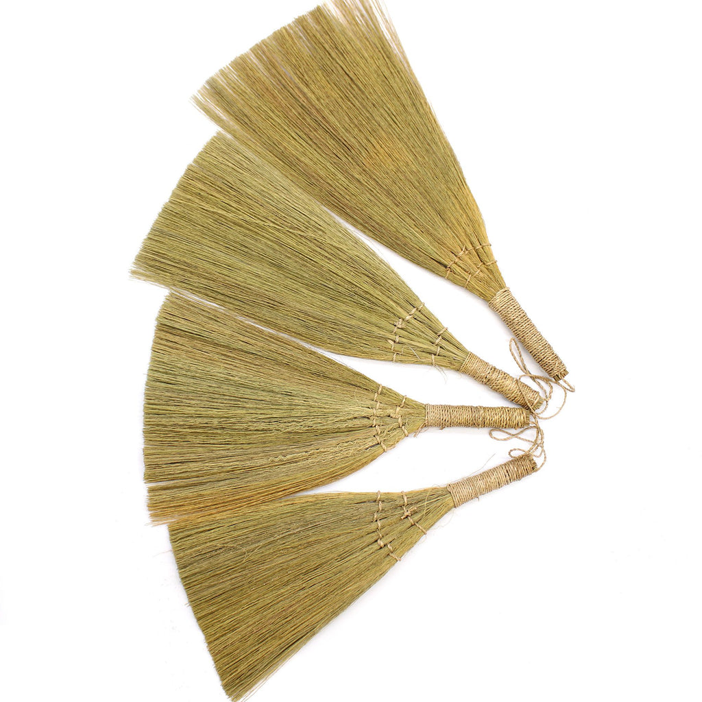 Set 4 - Escoba Ritual de Pampas - Natural tamaños Mixtos