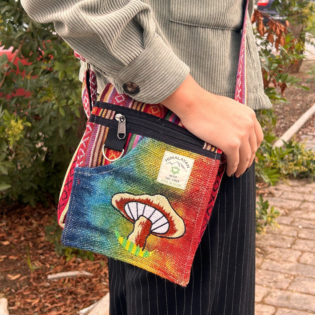 Bolsos/as, Riñoneras, Bandoleras... de Cáñamo ( 25 modelos )