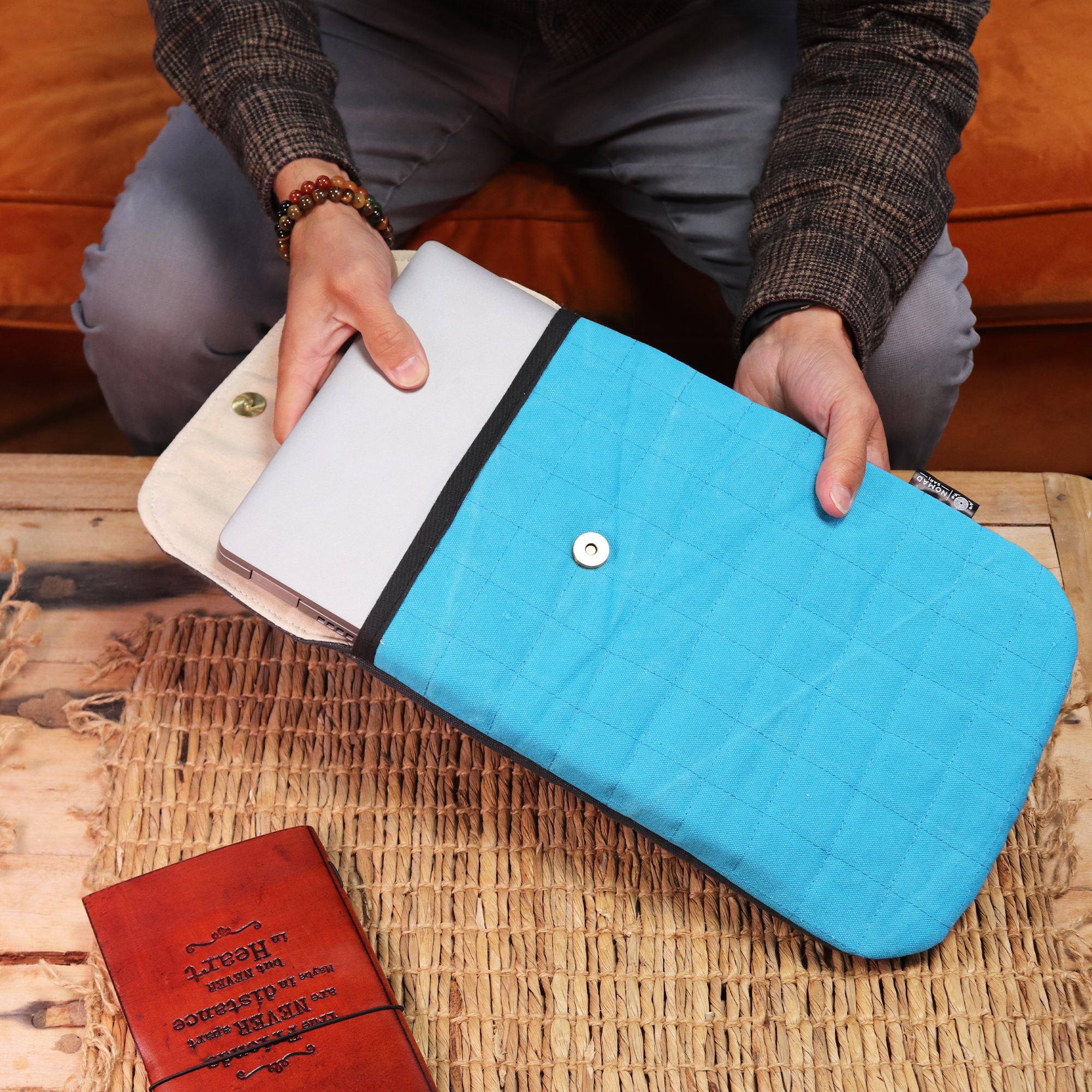 Funda Acolchada para Portátil y Tablet Nomad Sari ( 5 modelos )