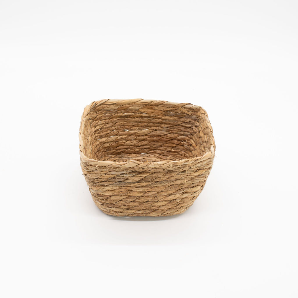 Cestas de Hoja de Plátano y Hierba Marina