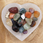 1 Kg Gemas Mixtas Naturales para Joyería y Ritual ( 19 variantes diferentes )